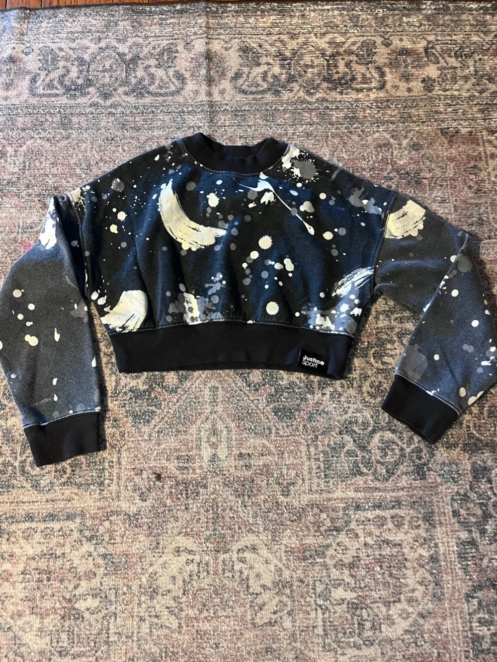 Girls 5 clothing bundle long sleeve crewneck jeans leggings hello kitty